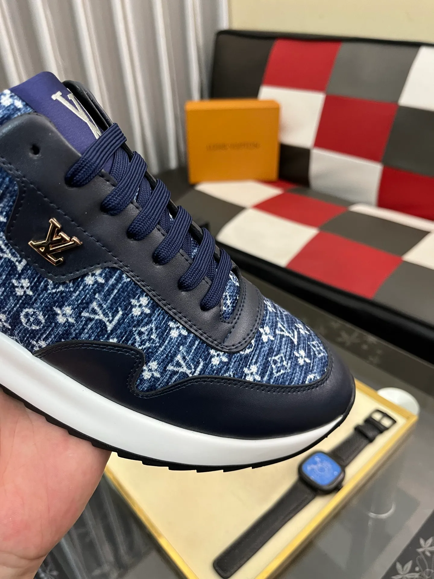 Men's shoes 💰438⌚️⌚️LV Louis Vuitton. The latest fashionable casual shoes are popular in physical stores. New spring and summer comfortable imported custom original cowhide, unique jacquard fabric element design. With sheepskin lining, Lv original bottom, [sun][sun] high-end packaging and high quality💪Details determine the quality, you can enter and exit the counter at will, welcome to compare🇮🇹Number of sizes 38-443️⃣Color options available